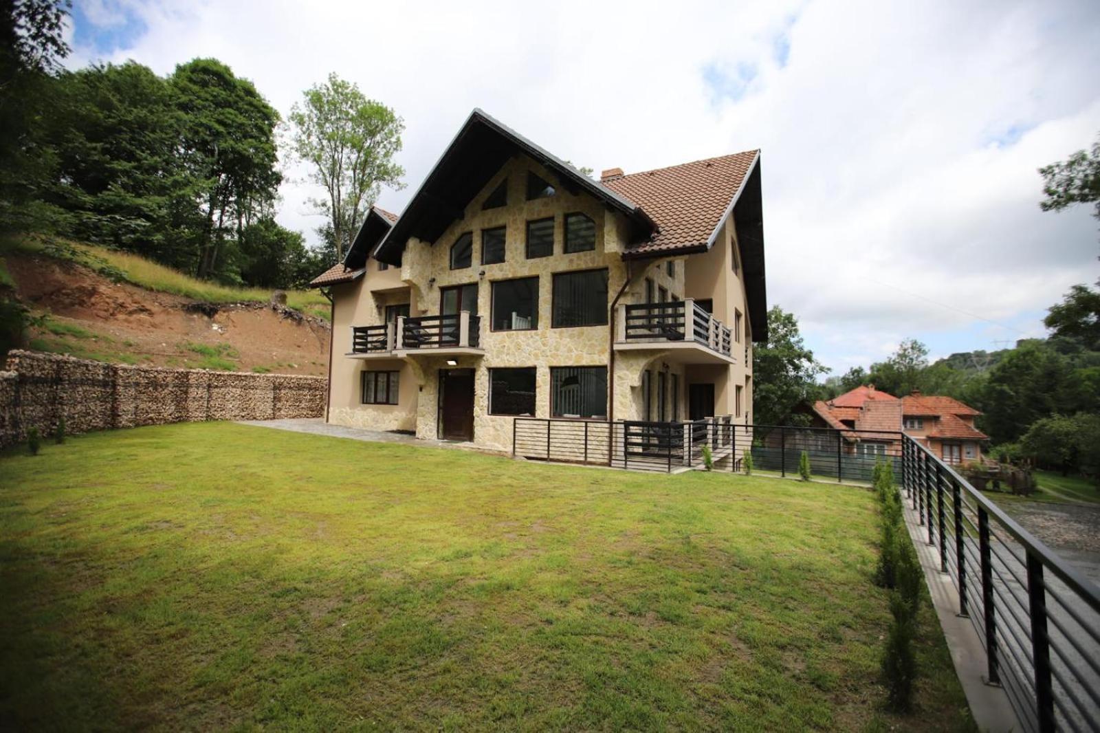 Kassa Villa บราน ภายนอก รูปภาพ